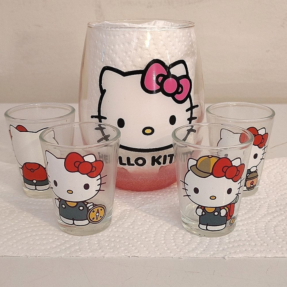 Hello Kitty Printed Stemless Wine Glass And 5 Mini Shot Glasses Bundle